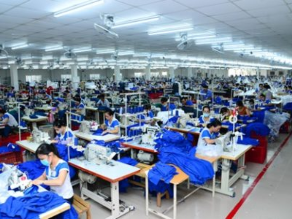Công nhân đang làm việc tại Đức Thành